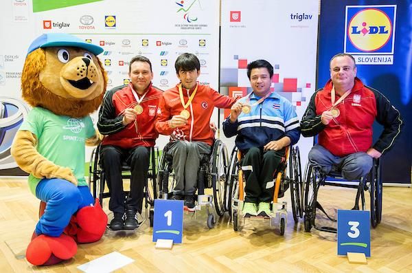 Medaliści sngiel klasa 4