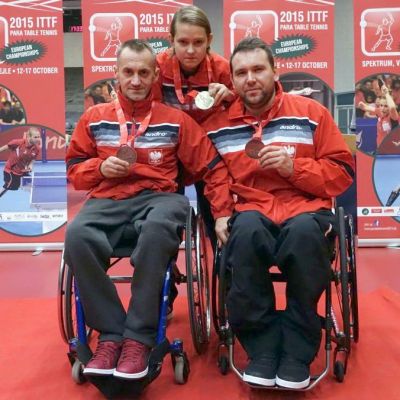 zawodnicy medaliści z IKS Jezioro Tarnobrzeg